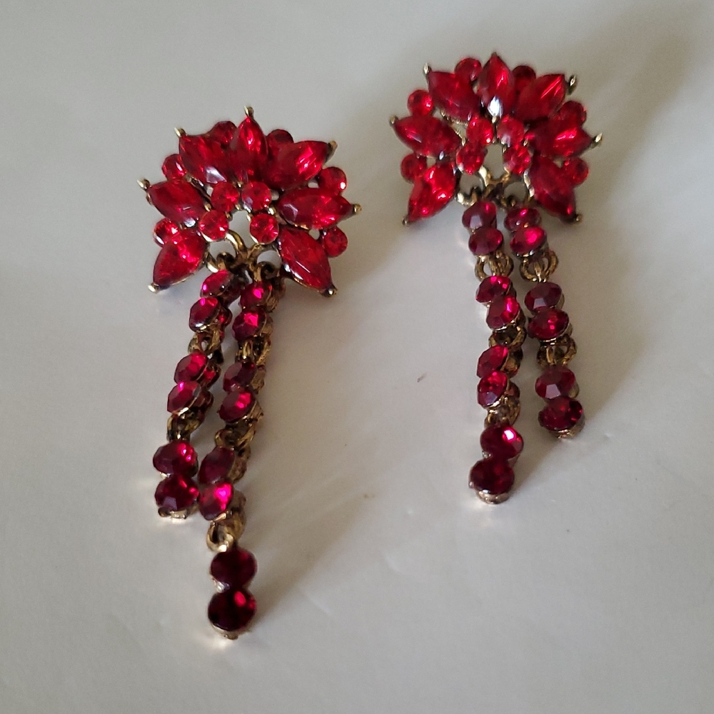 Elegant Vintage Ruby Red Crystal Drop Earrings Si… - image 1